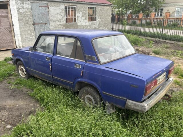 Синий ВАЗ 2107, объемом двигателя 1.5 л и пробегом 689 тыс. км за 286 $, фото 5 на Automoto.ua