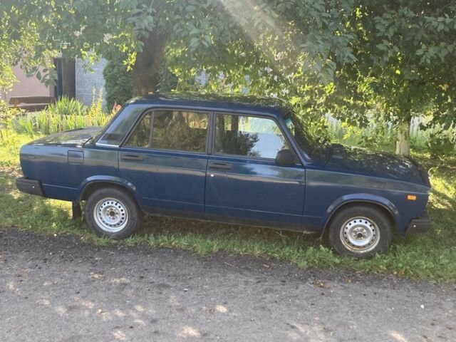 Синий ВАЗ 2107, объемом двигателя 1.5 л и пробегом 20 тыс. км за 2500 $, фото 1 на Automoto.ua