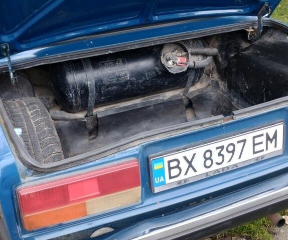 Синий ВАЗ 2107, объемом двигателя 1.5 л и пробегом 2 тыс. км за 1100 $, фото 7 на Automoto.ua