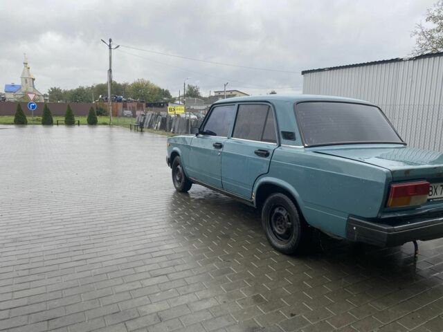 Синий ВАЗ 2107, объемом двигателя 1.5 л и пробегом 135 тыс. км за 631 $, фото 4 на Automoto.ua