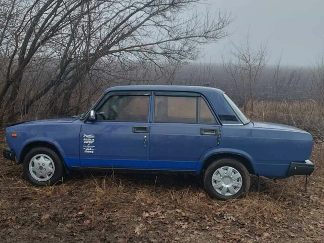 Синий ВАЗ 2107, объемом двигателя 1.5 л и пробегом 175 тыс. км за 50000 $, фото 2 на Automoto.ua