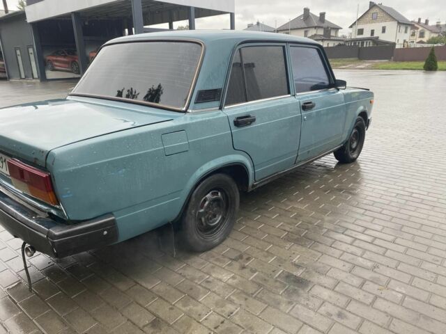 Синий ВАЗ 2107, объемом двигателя 1.5 л и пробегом 135 тыс. км за 631 $, фото 3 на Automoto.ua