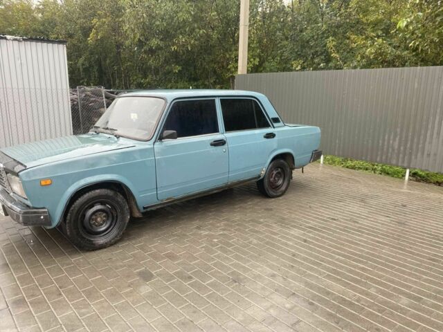 Синий ВАЗ 2107, объемом двигателя 1.5 л и пробегом 135 тыс. км за 631 $, фото 1 на Automoto.ua
