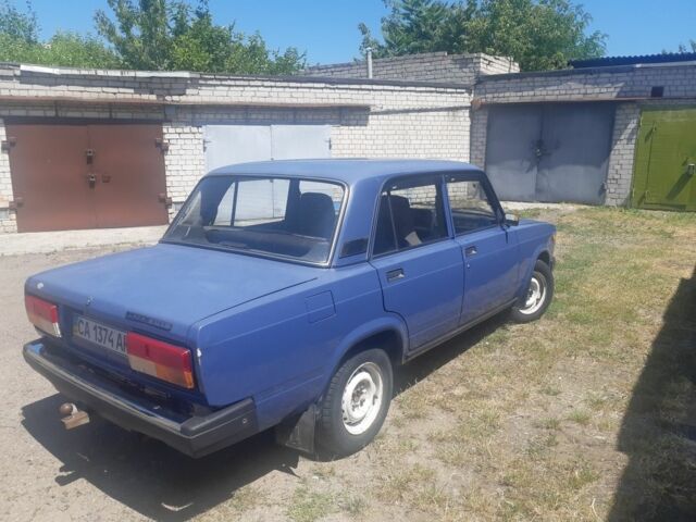 Синий ВАЗ 2107, объемом двигателя 1.5 л и пробегом 90 тыс. км за 1800 $, фото 4 на Automoto.ua