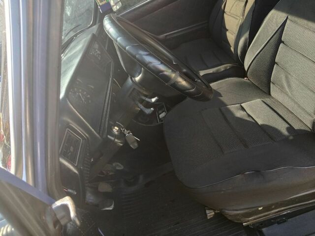 Синий ВАЗ 2107, объемом двигателя 2 л и пробегом 60 тыс. км за 1608 $, фото 4 на Automoto.ua