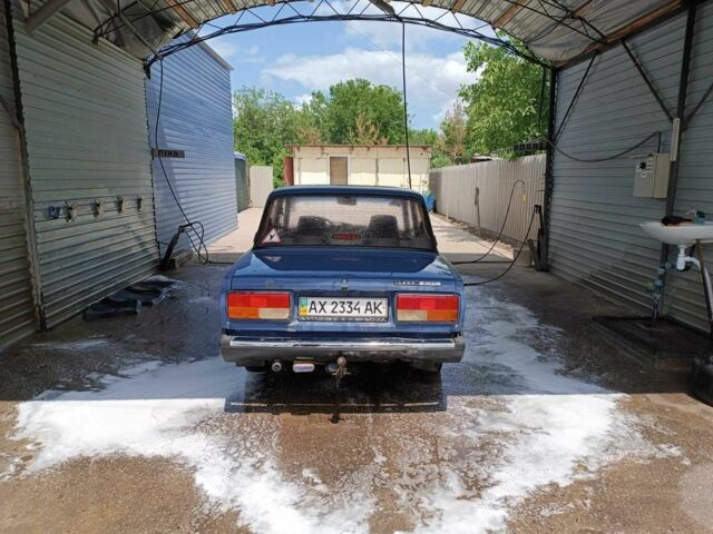 Синий ВАЗ 2107, объемом двигателя 1.5 л и пробегом 120 тыс. км за 750 $, фото 2 на Automoto.ua