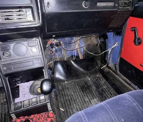 Синий ВАЗ 2107, объемом двигателя 0 л и пробегом 78 тыс. км за 550 $, фото 4 на Automoto.ua