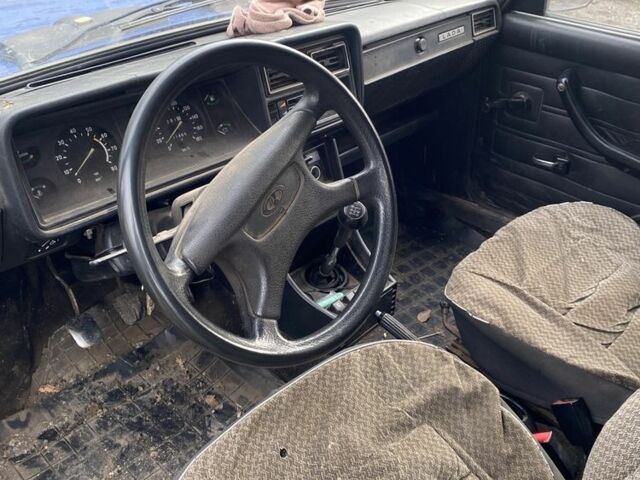 Синій ВАЗ 2107, об'ємом двигуна 1.6 л та пробігом 3 тис. км за 1181 $, фото 7 на Automoto.ua