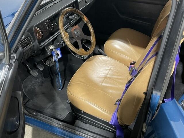 Синий ВАЗ 2107, объемом двигателя 1.6 л и пробегом 180 тыс. км за 2000 $, фото 2 на Automoto.ua