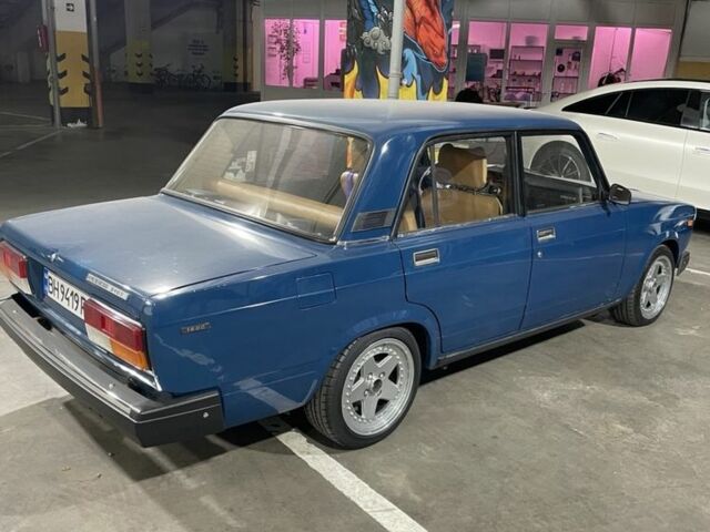 Синий ВАЗ 2107, объемом двигателя 1.6 л и пробегом 180 тыс. км за 2000 $, фото 5 на Automoto.ua