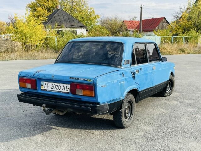 Синий ВАЗ 2107, объемом двигателя 1.5 л и пробегом 200 тыс. км за 413 $, фото 3 на Automoto.ua