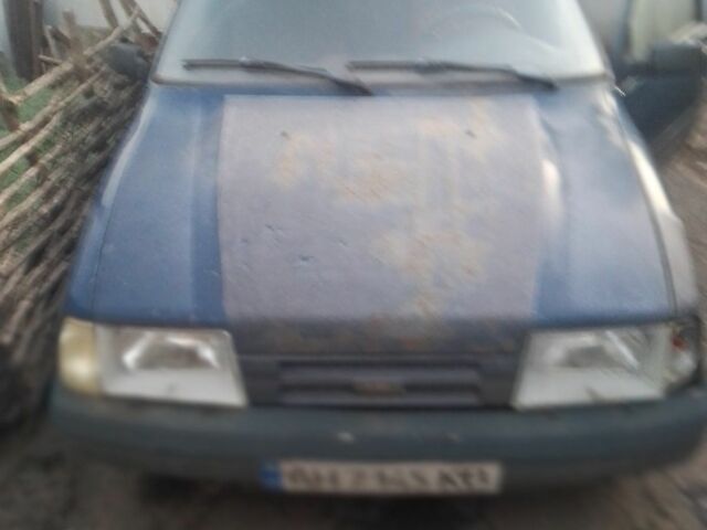 Синій ВАЗ 2107, об'ємом двигуна 1 л та пробігом 2 тис. км за 596 $, фото 1 на Automoto.ua