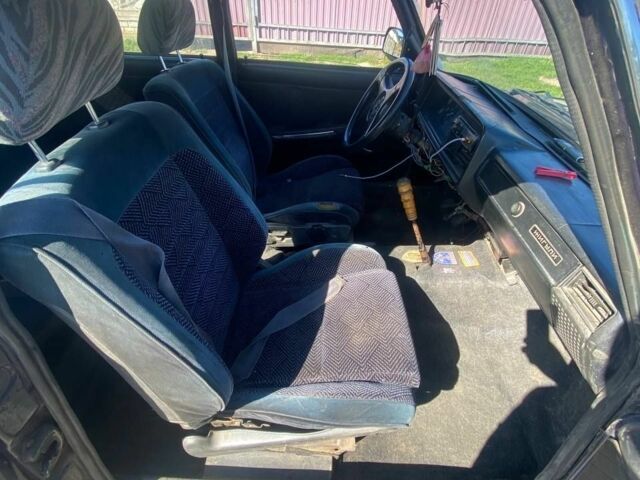 Синий ВАЗ 2107, объемом двигателя 1 л и пробегом 250 тыс. км за 400 $, фото 6 на Automoto.ua