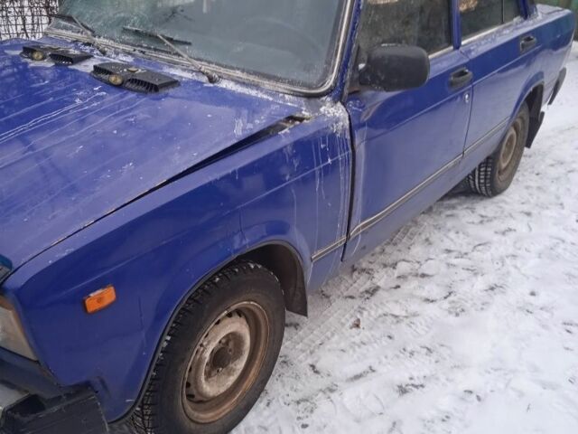 Синий ВАЗ 2107, объемом двигателя 1 л и пробегом 3 тыс. км за 581 $, фото 2 на Automoto.ua