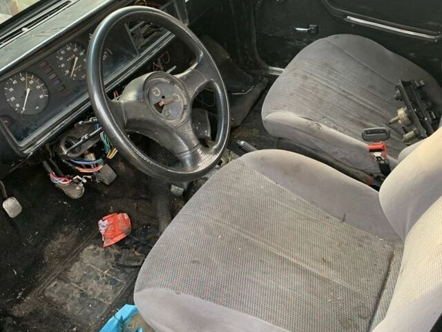 Синій ВАЗ 2107, об'ємом двигуна 1.5 л та пробігом 100 тис. км за 130 $, фото 3 на Automoto.ua