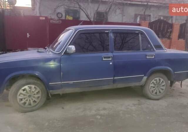 Синий ВАЗ 2107, объемом двигателя 1.3 л и пробегом 63 тыс. км за 700 $, фото 2 на Automoto.ua