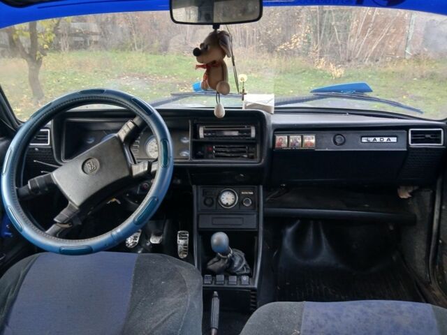 ВАЗ 2107 1984 в Славянске на Automoto.ua Синий ВАЗ 2107, объемом двигателя 1.6 л и пробегом 134 тыс. км за 666 $, фото 4 на Automoto.ua