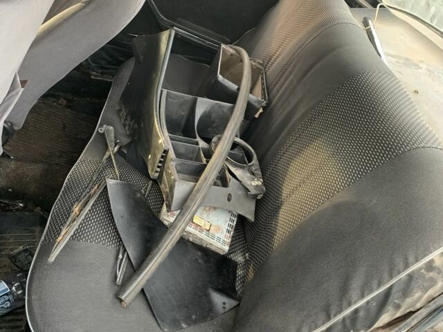 Синій ВАЗ 2107, об'ємом двигуна 1.5 л та пробігом 100 тис. км за 130 $, фото 4 на Automoto.ua