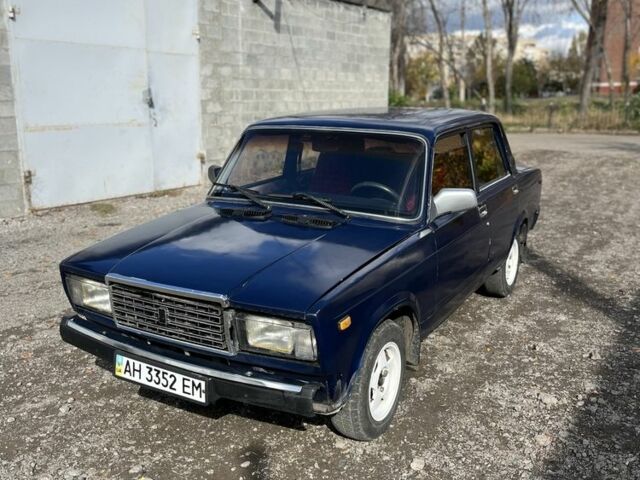 Синий ВАЗ 2107, объемом двигателя 1.2 л и пробегом 92 тыс. км за 672 $, фото 2 на Automoto.ua