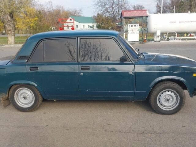 Синий ВАЗ 2107, объемом двигателя 1.5 л и пробегом 100 тыс. км за 953 $, фото 1 на Automoto.ua