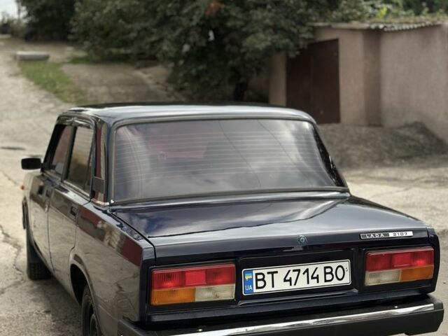 Синий ВАЗ 2107, объемом двигателя 1.5 л и пробегом 10 тыс. км за 1350 $, фото 9 на Automoto.ua
