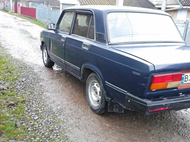 Синий ВАЗ 2107, объемом двигателя 1.5 л и пробегом 210 тыс. км за 500 $, фото 5 на Automoto.ua