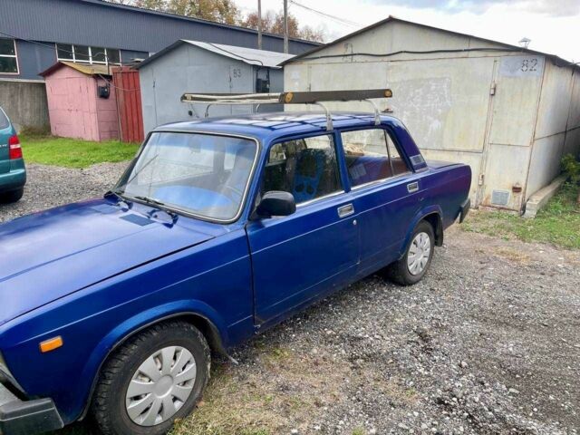 Синий ВАЗ 2107, объемом двигателя 1.5 л и пробегом 140 тыс. км за 700 $, фото 3 на Automoto.ua