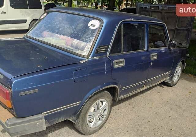 Синій ВАЗ 2107, об'ємом двигуна 1.5 л та пробігом 310 тис. км за 750 $, фото 3 на Automoto.ua