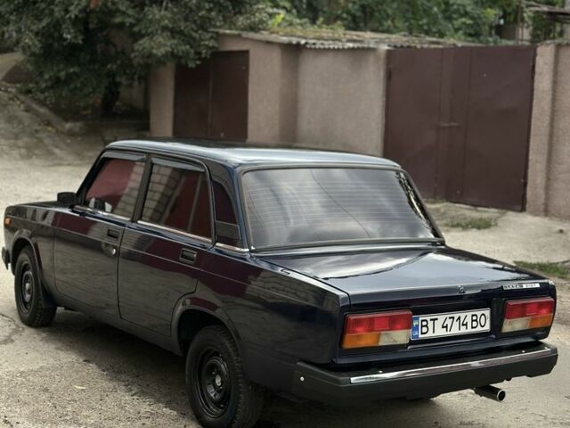 Синий ВАЗ 2107, объемом двигателя 1.5 л и пробегом 10 тыс. км за 1350 $, фото 8 на Automoto.ua