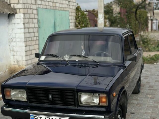 Синий ВАЗ 2107, объемом двигателя 1.5 л и пробегом 10 тыс. км за 1350 $, фото 13 на Automoto.ua