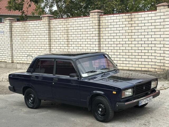 Синий ВАЗ 2107, объемом двигателя 1.5 л и пробегом 10 тыс. км за 1350 $, фото 11 на Automoto.ua