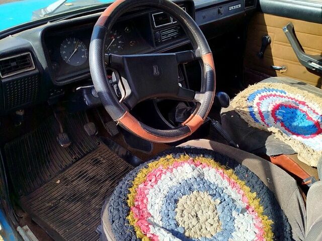 Синий ВАЗ 2107, объемом двигателя 1.5 л и пробегом 71 тыс. км за 840 $, фото 3 на Automoto.ua