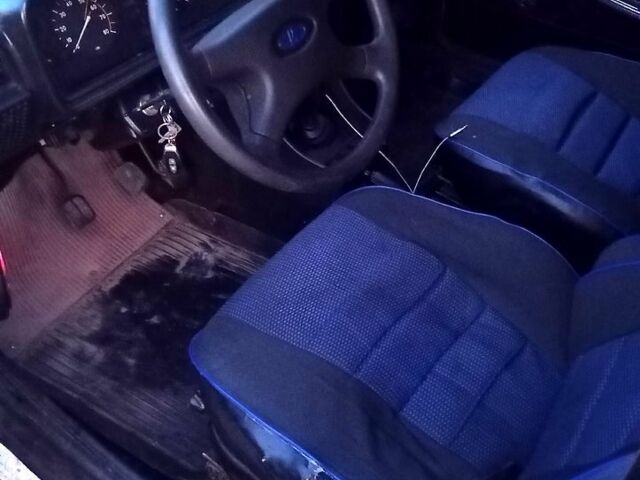 Синий ВАЗ 2107, объемом двигателя 1.5 л и пробегом 300 тыс. км за 700 $, фото 4 на Automoto.ua