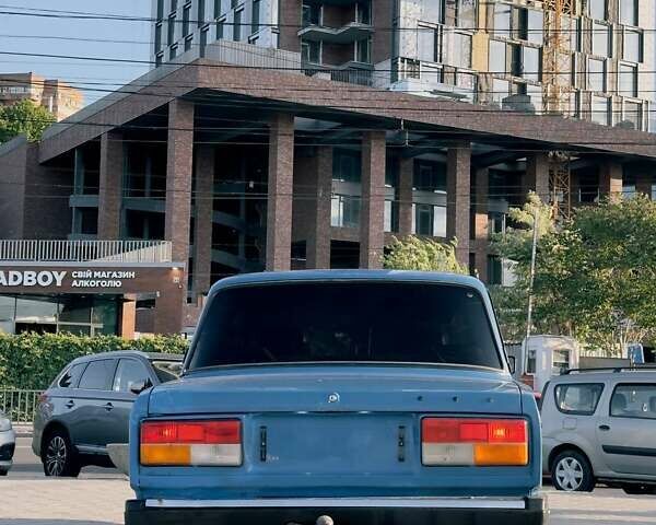 ВАЗ 2107 1986 у Дніпро (Дніпропетровську) на Automoto.ua Синій ВАЗ 2107, об'ємом двигуна 1.29 л та пробігом 100 тис. км за 1650 $, фото 2 на Automoto.ua