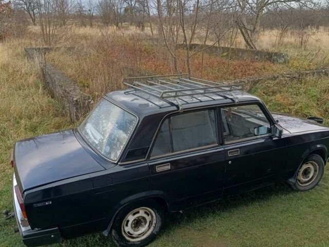 Синій ВАЗ 2107, об'ємом двигуна 1.3 л та пробігом 200 тис. км за 900 $, фото 9 на Automoto.ua