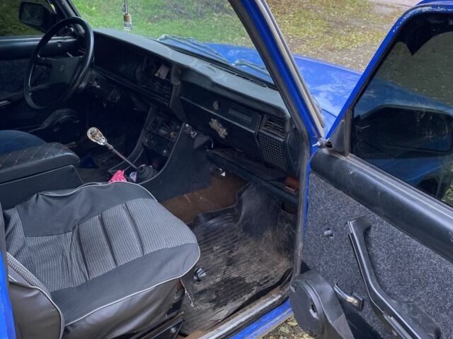 Синий ВАЗ 2107, объемом двигателя 1.3 л и пробегом 200 тыс. км за 642 $, фото 6 на Automoto.ua