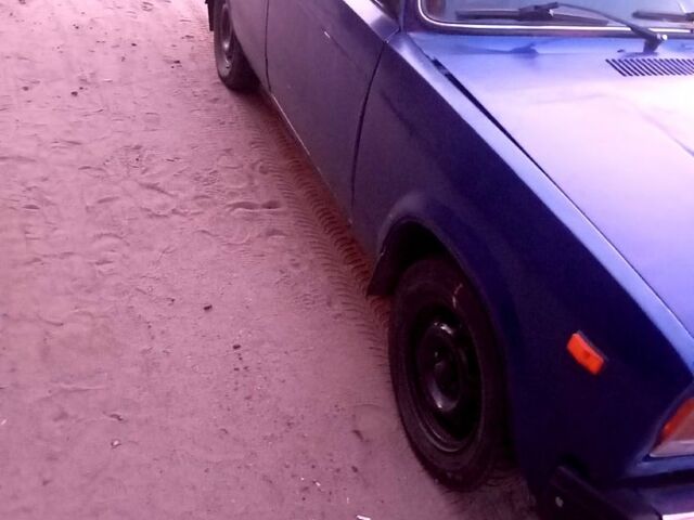 Синий ВАЗ 2107, объемом двигателя 1.5 л и пробегом 300 тыс. км за 700 $, фото 2 на Automoto.ua