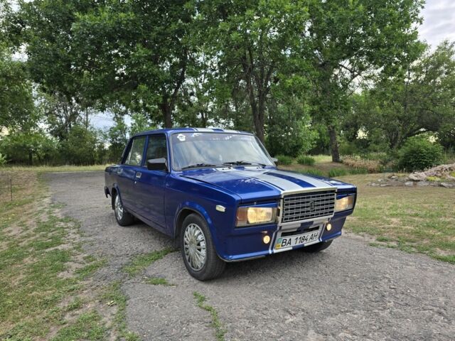 Синий ВАЗ 2107, объемом двигателя 1.5 л и пробегом 99 тыс. км за 721 $, фото 3 на Automoto.ua
