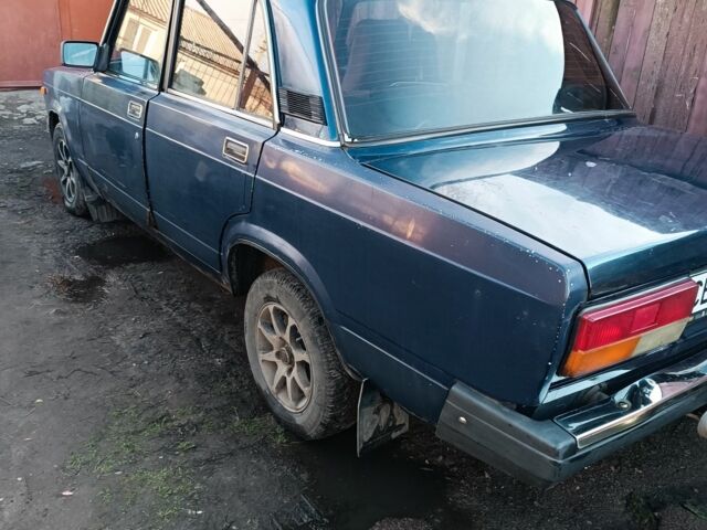 Синий ВАЗ 2107, объемом двигателя 1.5 л и пробегом 94 тыс. км за 700 $, фото 2 на Automoto.ua