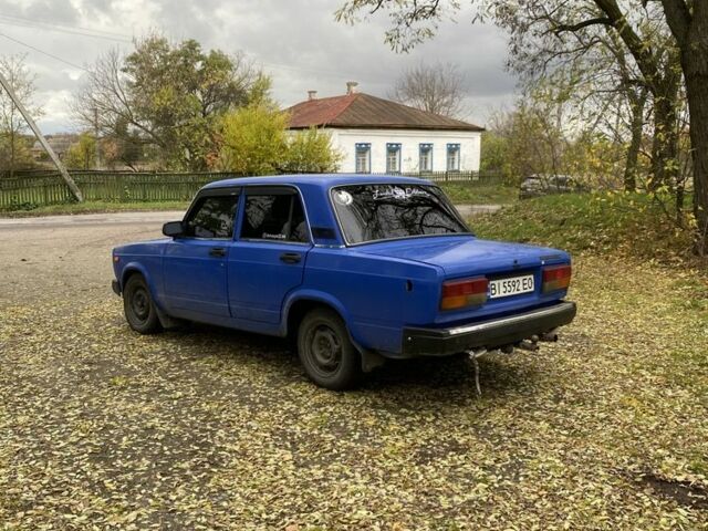 Синий ВАЗ 2107, объемом двигателя 1.3 л и пробегом 200 тыс. км за 642 $, фото 4 на Automoto.ua