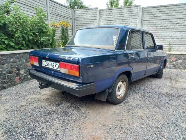 Синий ВАЗ 2107, объемом двигателя 0 л и пробегом 111 тыс. км за 420 $, фото 4 на Automoto.ua