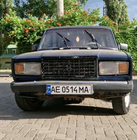 Синий ВАЗ 2107, объемом двигателя 1.5 л и пробегом 200 тыс. км за 600 $, фото 2 на Automoto.ua