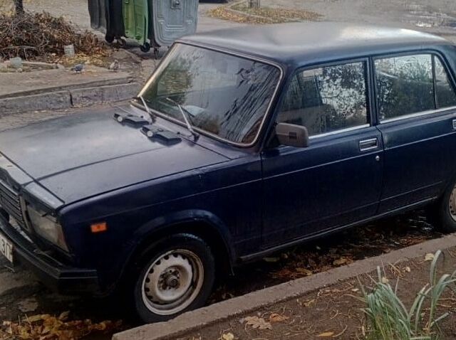 Синій ВАЗ 2107, об'ємом двигуна 1.5 л та пробігом 100 тис. км за 428 $, фото 3 на Automoto.ua