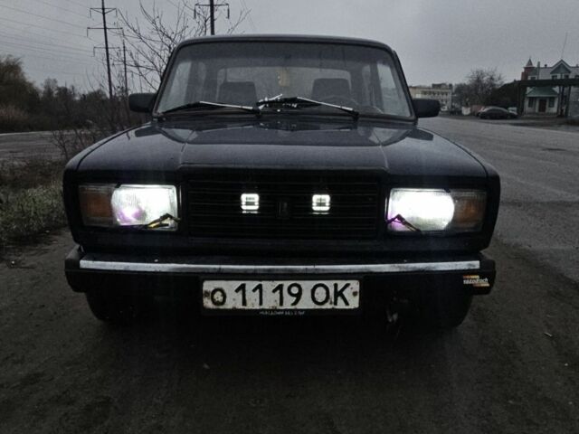 Синій ВАЗ 2107, об'ємом двигуна 0 л та пробігом 100 тис. км за 947 $, фото 6 на Automoto.ua