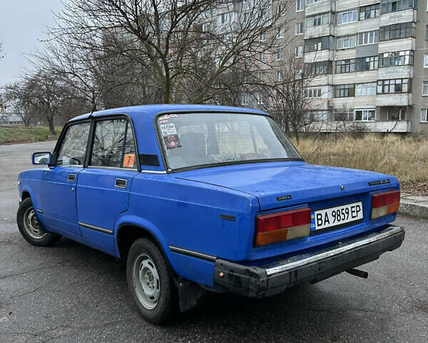 Синий ВАЗ 2107, объемом двигателя 1.45 л и пробегом 38 тыс. км за 1000 $, фото 1 на Automoto.ua