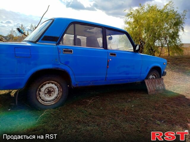 Синий ВАЗ 2107, объемом двигателя 1.5 л и пробегом 71 тыс. км за 840 $, фото 2 на Automoto.ua