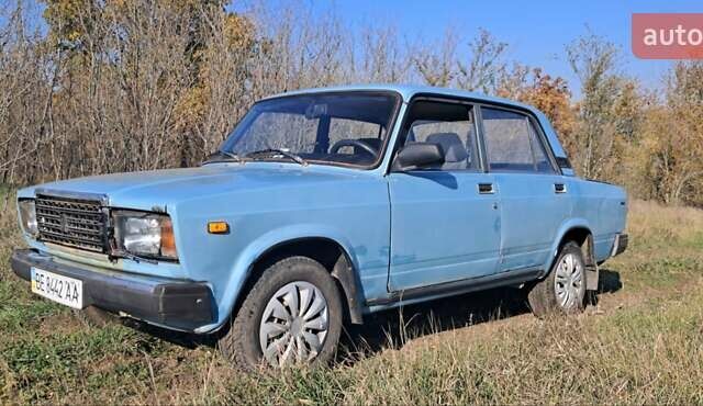 Синий ВАЗ 2107, объемом двигателя 1.5 л и пробегом 176 тыс. км за 850 $, фото 4 на Automoto.ua