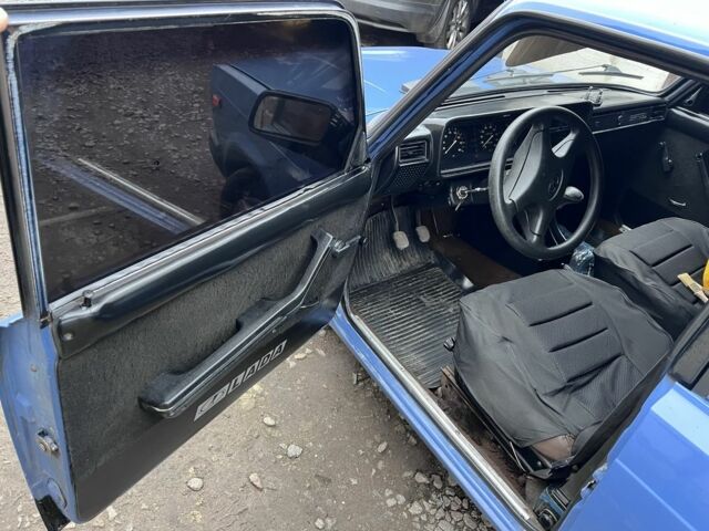 Синий ВАЗ 2107, объемом двигателя 1.5 л и пробегом 130 тыс. км за 799 $, фото 4 на Automoto.ua