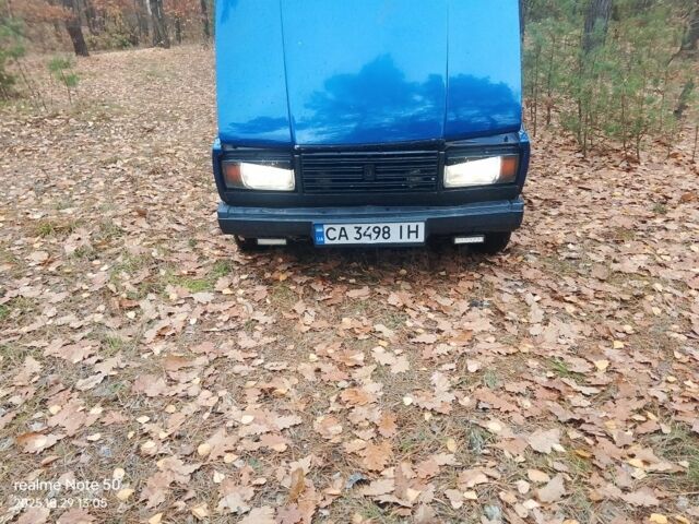 Синий ВАЗ 2107, объемом двигателя 1.3 л и пробегом 303 тыс. км за 595 $, фото 5 на Automoto.ua