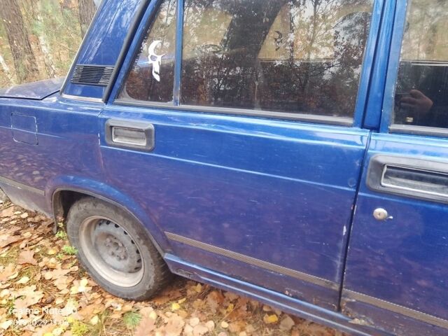 Синий ВАЗ 2107, объемом двигателя 1.3 л и пробегом 303 тыс. км за 595 $, фото 9 на Automoto.ua
